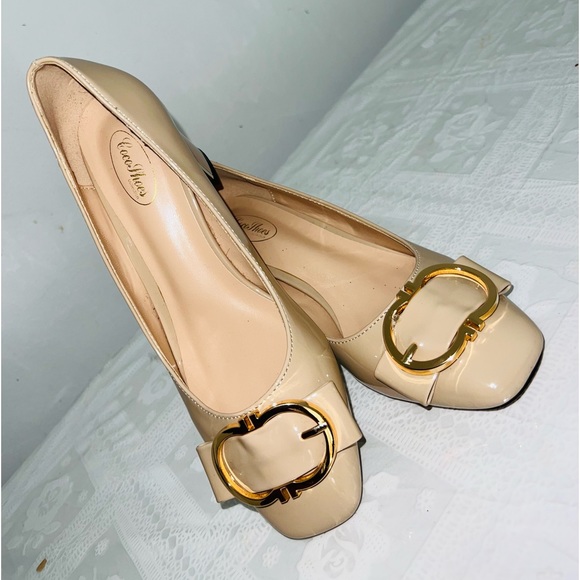 Patent cream leather heels - Picture 2 of 7